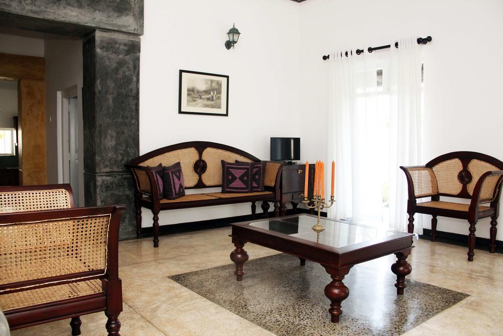 Bilin Tree House Hotel กอลล์ ห้อง รูปภาพ