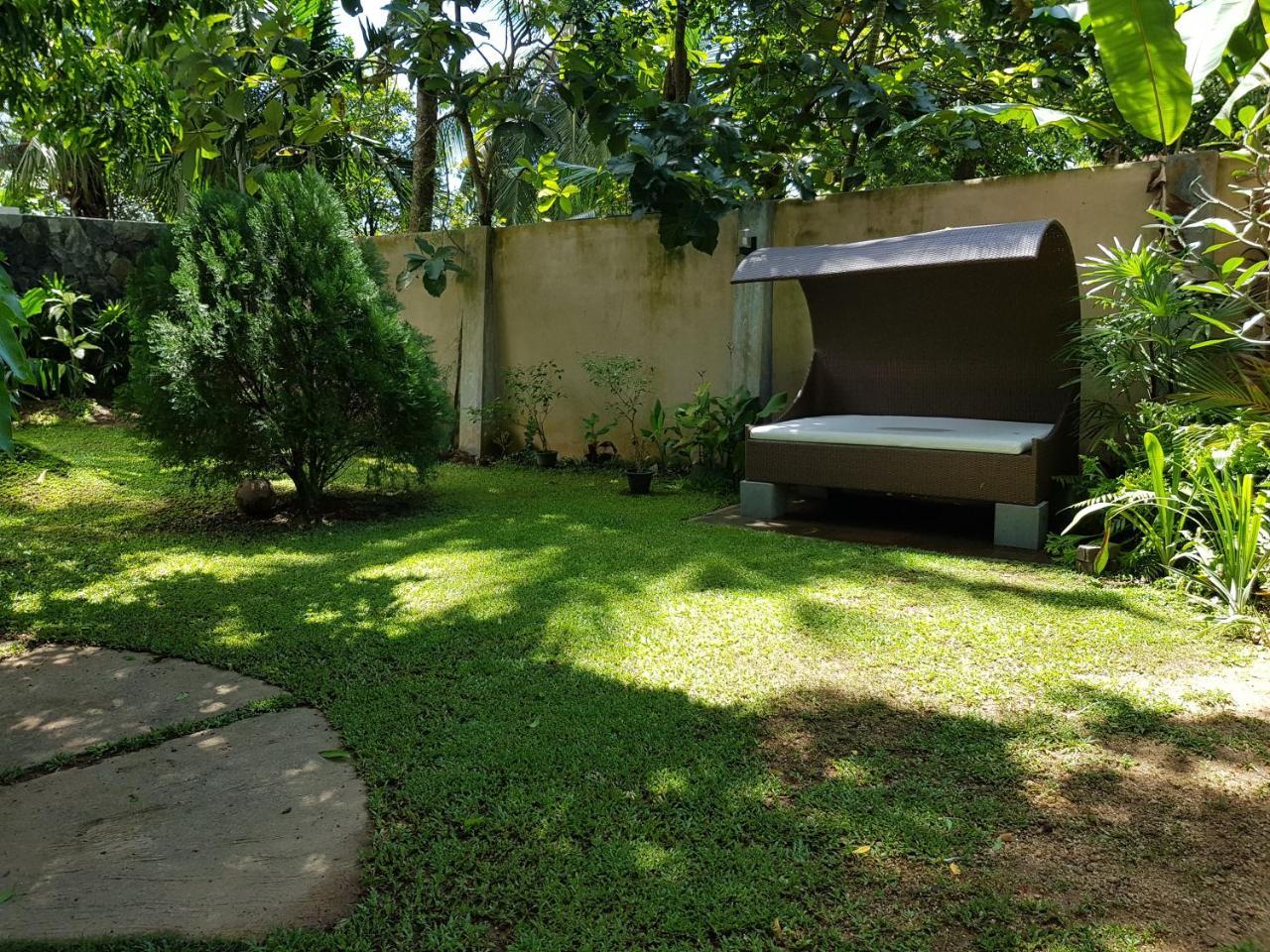 Bilin Tree House Hotel กอลล์ ภายนอก รูปภาพ