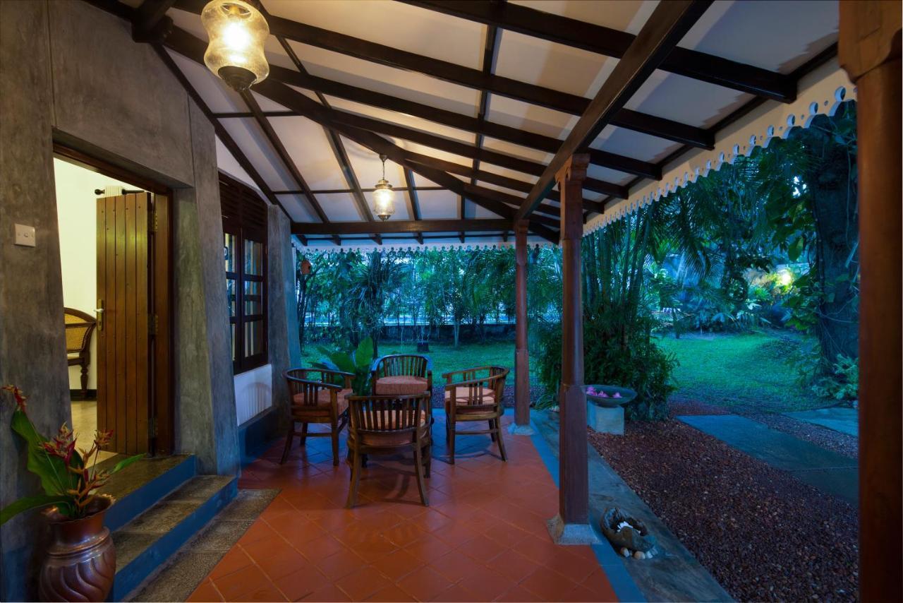 Bilin Tree House Hotel กอลล์ ภายนอก รูปภาพ