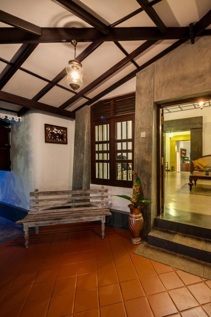 Bilin Tree House Hotel กอลล์ ภายนอก รูปภาพ