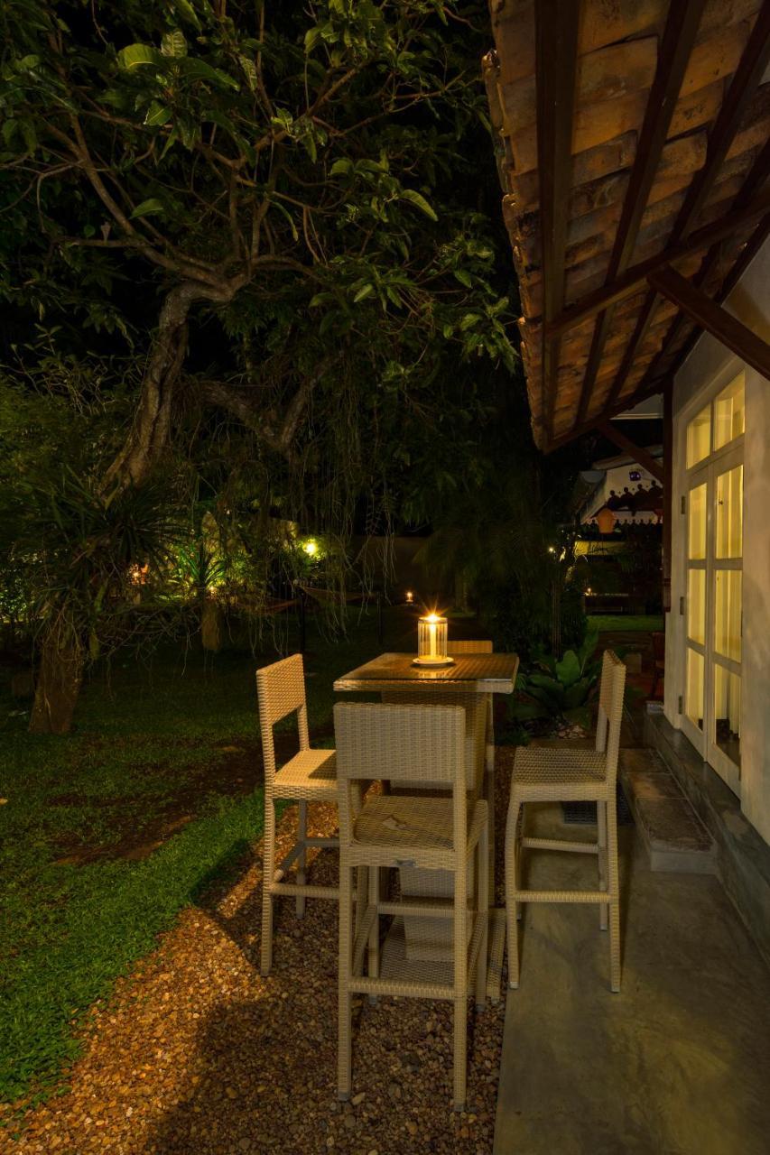 Bilin Tree House Hotel กอลล์ ภายนอก รูปภาพ