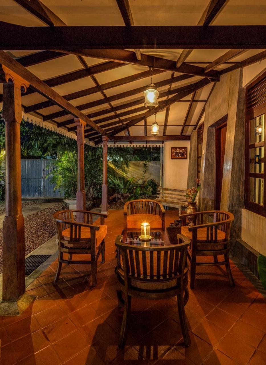 Bilin Tree House Hotel กอลล์ ภายนอก รูปภาพ