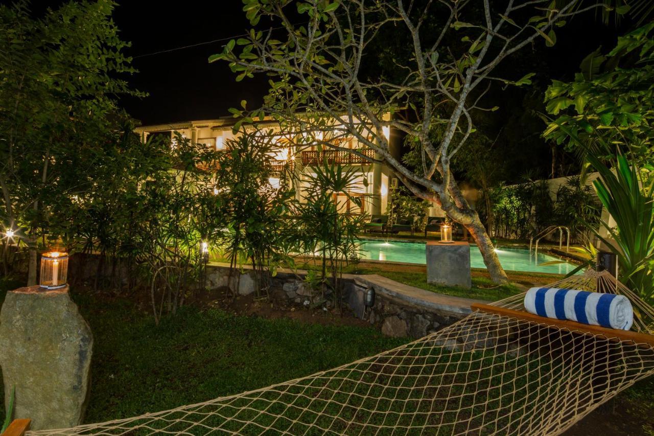 Bilin Tree House Hotel กอลล์ ภายนอก รูปภาพ